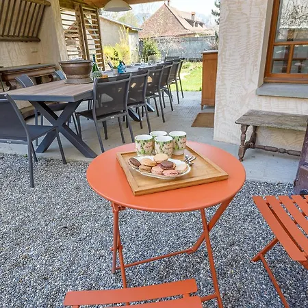 Holiday home Le Nid O Grives: Family Retreat Between And Mountains