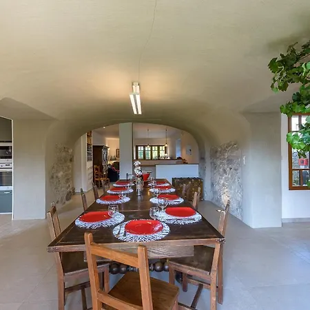 Le Nid O Grives: Family Retreat Between And Mountains Holiday home
